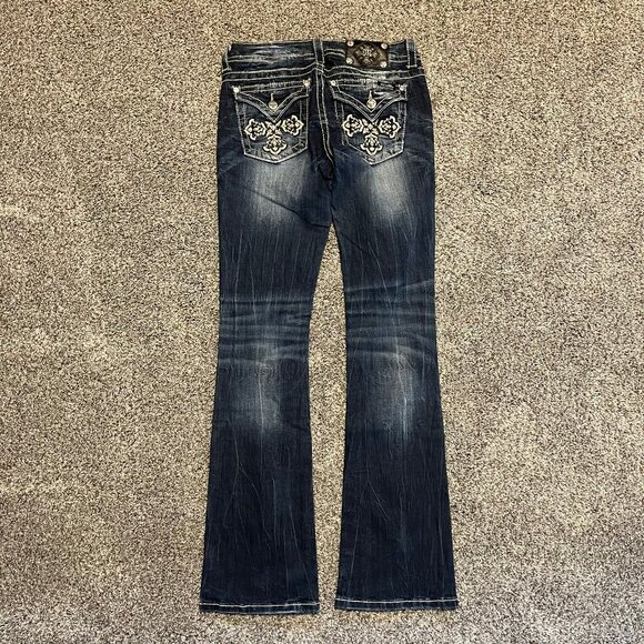 Miss Me Jeans, Size 27, Boot cut, rhinestones and sequins! - Picture 3 of 15